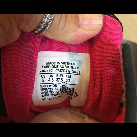 Chuck Taylor Converse High Top Sneakers - Picture 7 of 7